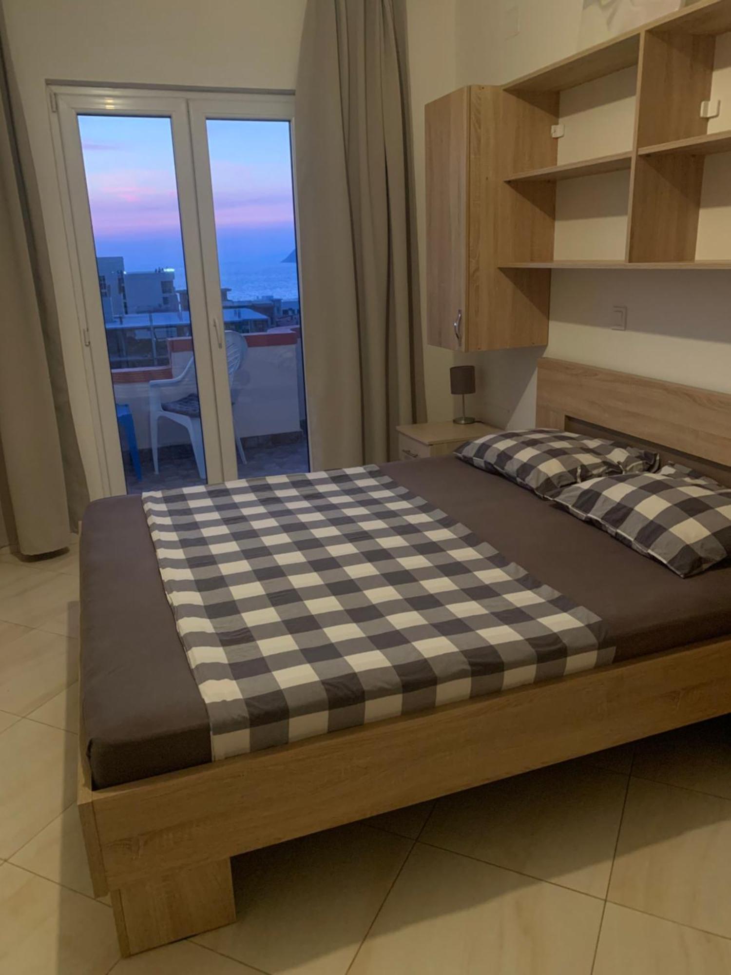 Apartments Nurkovic Dobra Voda Esterno foto