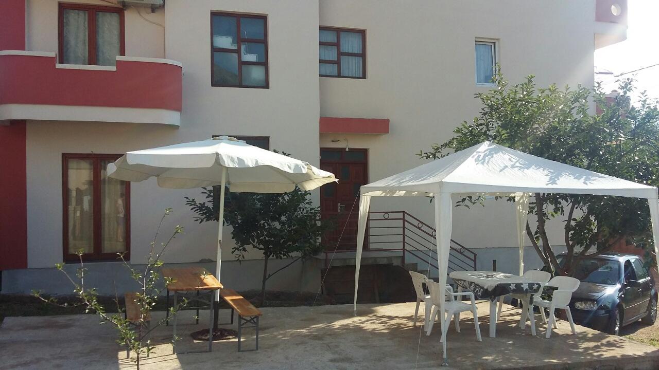 Apartments Nurkovic Dobra Voda Esterno foto